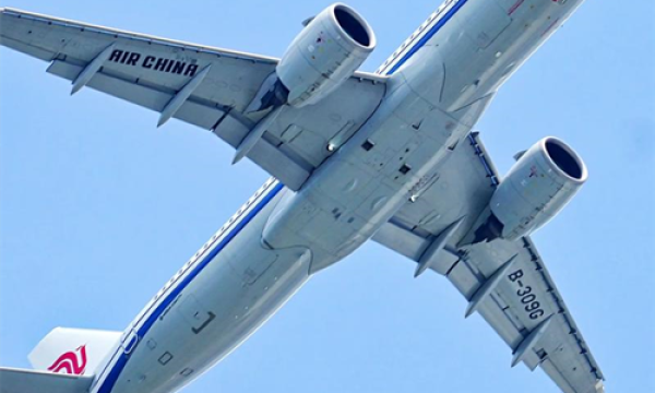 第一次如何坐飞机？